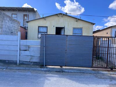 House For Sale in Kuyasa, Khayelitsha