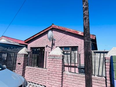 House For Sale in Nonqubela, Khayelitsha
